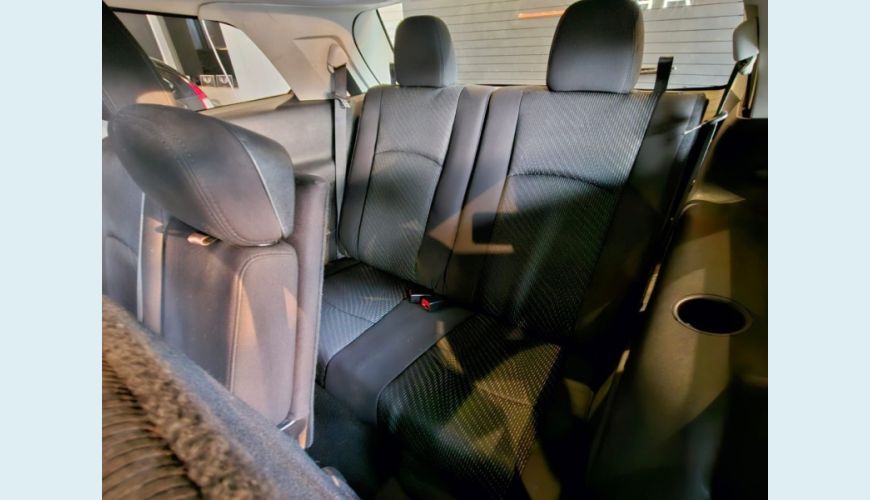 FIAT FREEMONT 2.4 PRECISION 16V 4P AUT. - N/D - 2012 Foto 9 (Grande)