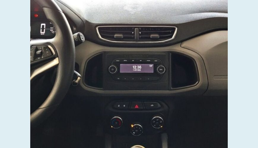 CHEVROLET ONIX 1.0 MPFI LT 8V FLEX 4P MANUAL - VERMELHO - 2019 Foto 9 (Grande)