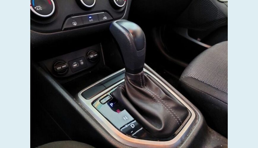 HYUNDAI CRETA 1.6 16V FLEX ATTITUDE AUT. - BRANCO - 2019 Foto 9 (Grande)
