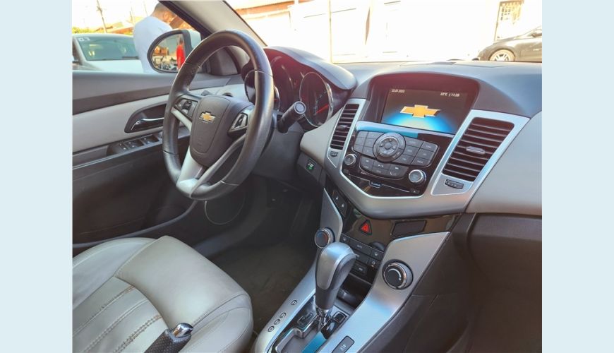 CHEVROLET CRUZE 1.8 LTZ 16V FLEX 4P AUT. - N/D - 2013 Foto 9 (Grande)