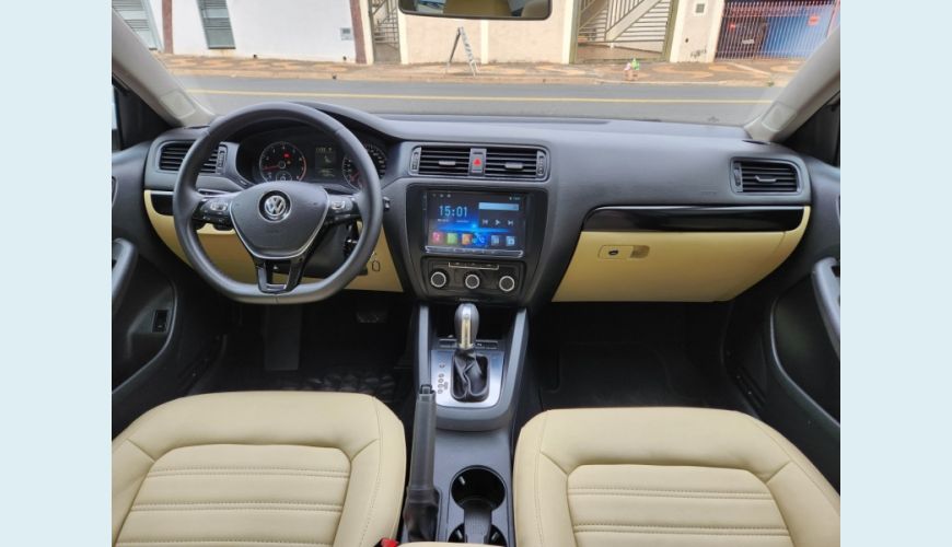 VOLKSWAGEN JETTA 2.0 COMFORTLINE 120CV FLEX 4P TIPTRONIC - N/D - 2012 Foto 9 (Grande)