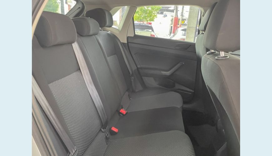 VOLKSWAGEN POLO 1.0 MPI TOTAL FLEX MANUAL - PRATA - 2020 Foto 9 (Grande)