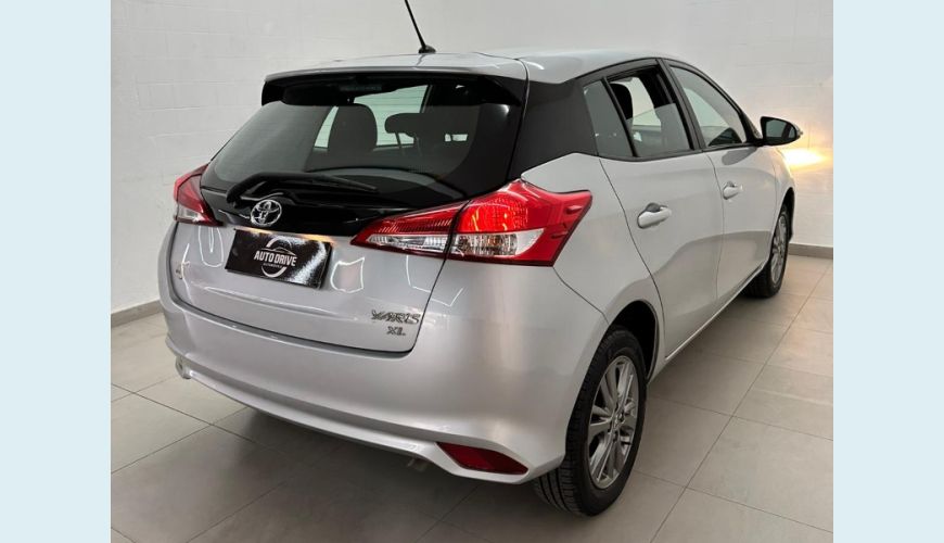 TOYOTA YARIS XL PLUS CON. 1.5 FLEX 16V 5P AUT. - PRATA - 2022 Foto 9 (Grande)