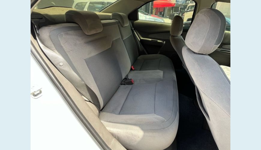 CHEVROLET COBALT LTZ 1.8 8V ECONO.FLEX 4P AUT. - BRANCO - 2013 Foto 9 (Grande)