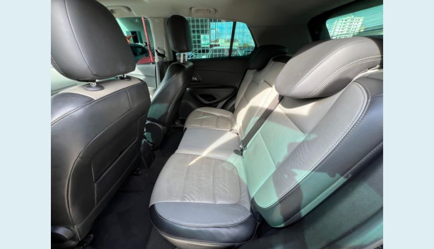 CHEVROLET TRACKER LTZ 1.8 16V FLEX AUT. - PRETO - 2014 Foto 9 (Grande)