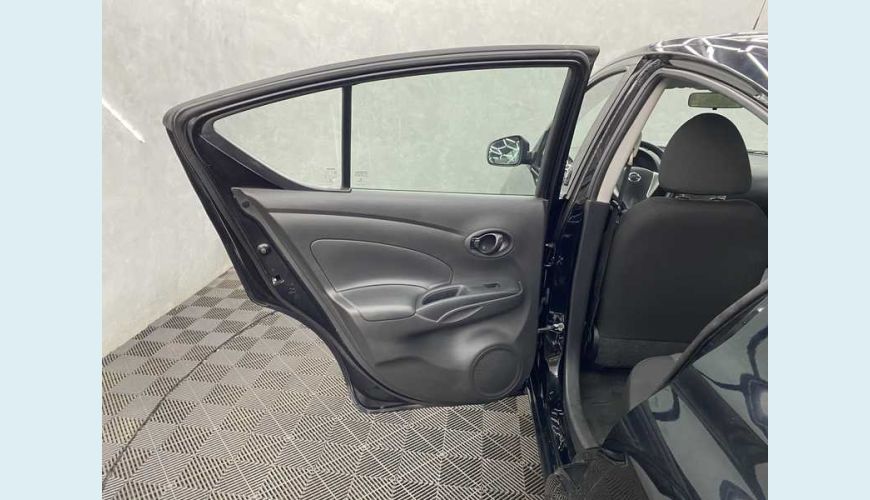 NISSAN VERSA 1.0 12V V-DRIVE FLEX - PRETO - 2021 Foto 9 (Grande)
