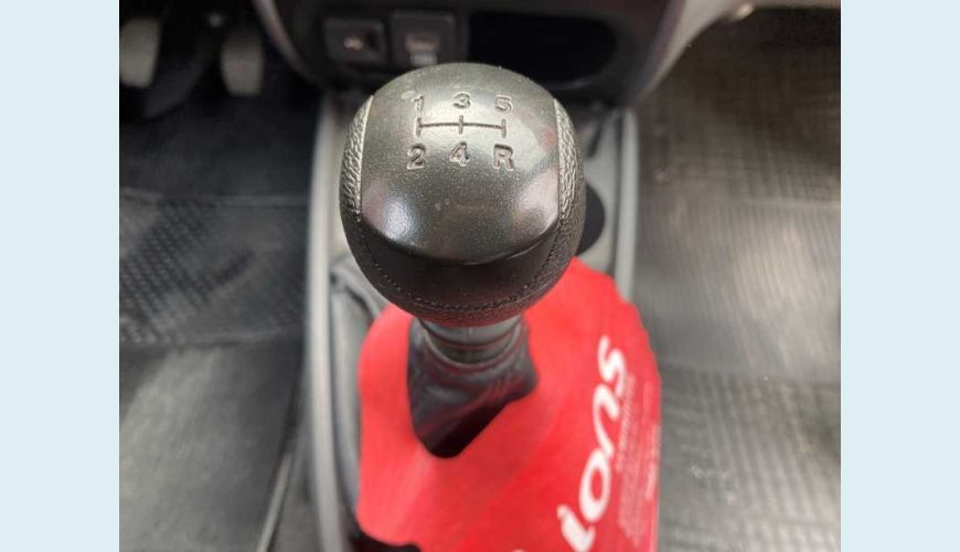 FIAT STRADA HARD WORKING 1.4 FLEX (CABINE ESTENDIDA) - PRATA - 2018 Foto 9 (Grande)