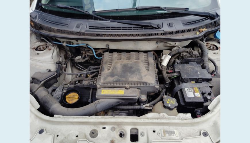 FIAT UNO WAY 1.3 FIREFLY FLEX - BRANCO - 2017 Foto 9 (Grande)