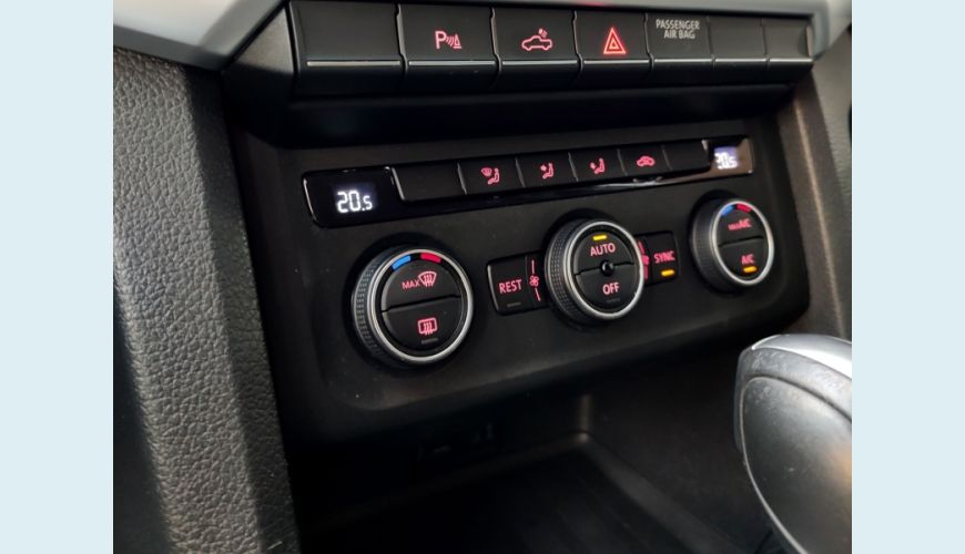 VOLKSWAGEN AMAROK - BRANCO - 2021 Foto 9 (Grande)