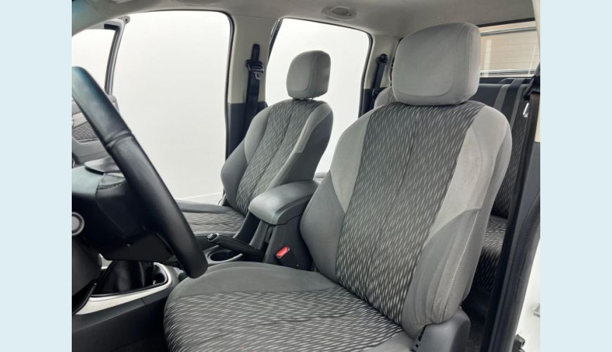 CHEVROLET S-10 CD LT 2.5 4X2 FLEXPOWER - BRANCO - 2013 Foto 9 (Grande)