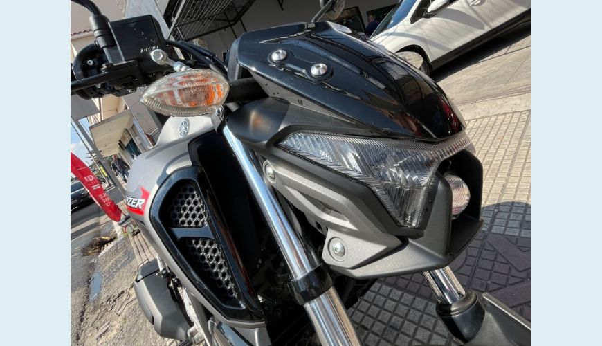 YAMAHA FZ15 150 FAZER FLEX - LARANJA - 2025 Foto 9 (Grande)