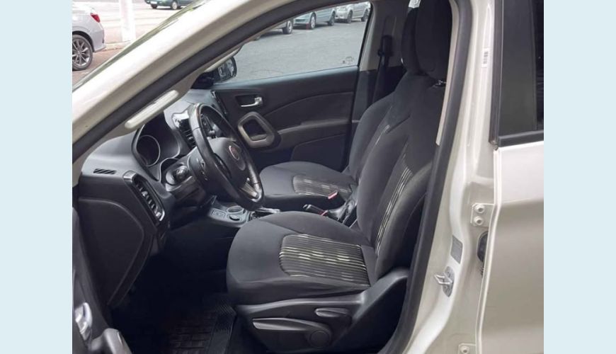 FIAT TORO FREEDOM 1.8 16V FLEX AUT. - BRANCO - 2018 Foto 9 (Grande)