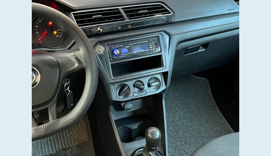 VOLKSWAGEN VOYAGE 1.6 MSI FLEX 8V 4P - PRATA - 2017 Foto 9 (Grande)