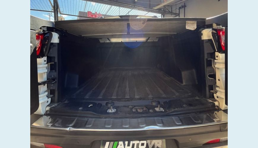 FIAT TORO FREEDOM 2.0 16V 4X4 DIESEL AUT. - BRANCO - 2019 Foto 9 (Grande)