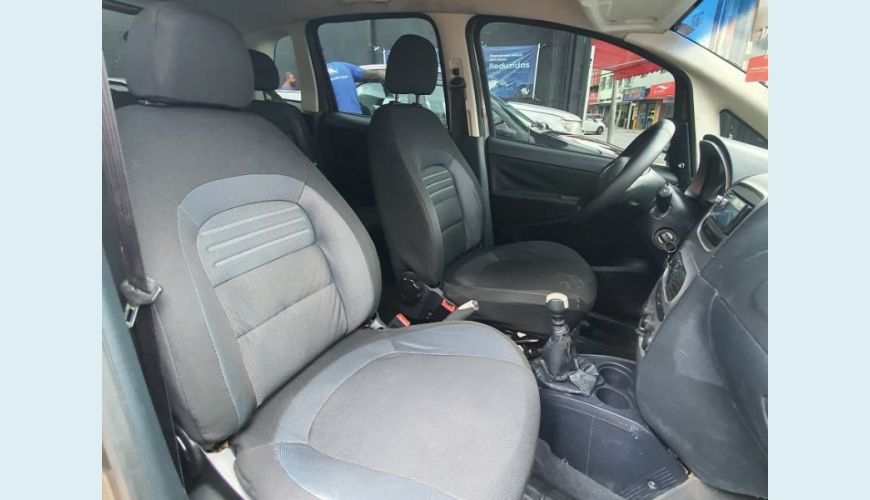 FIAT IDEA ATTRACTIVE 1.4 FIRE FLEX 8V 5P - BEGE - 2014 Foto 9 (Grande)