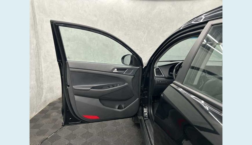 HYUNDAI TUCSON GLS 1.6 T-GDI AUT. - PRETO - 2022 Foto 9 (Grande)