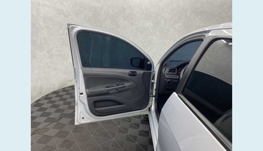VOLKSWAGEN VOYAGE 1.6 MSI 8V FLEX - PRATA - 2020 Foto 9 (Grande)