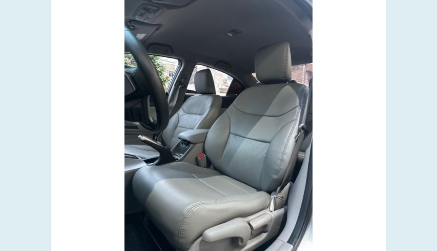 HONDA CIVIC - CINZA - 2014 Foto 9 (Grande)