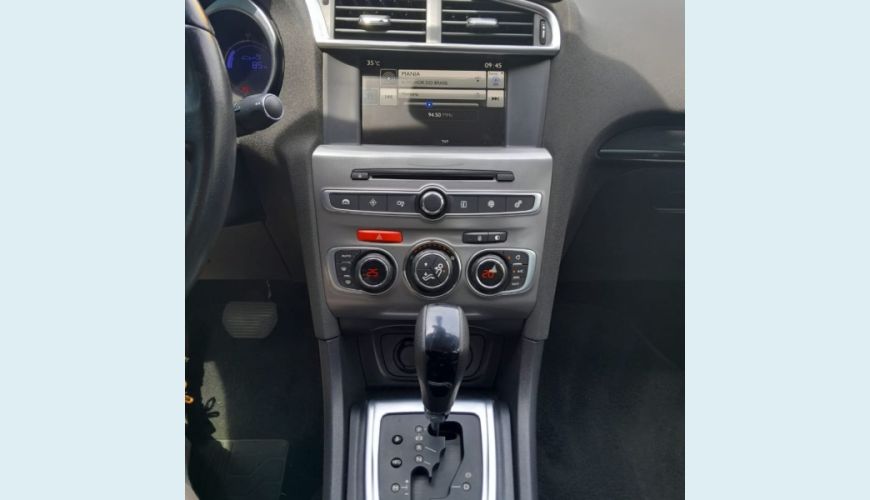 CITROËN C4 1.6 EXCLUSIVE 16V TURBO FLEX 4P AUT. - BRANCO - 2017 Foto 9 (Grande)