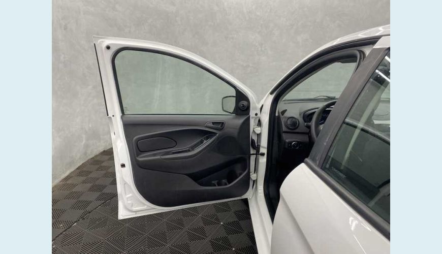 FORD KA SEDAN SE 1.5 12V FLEX - BRANCO - 2020 Foto 9 (Grande)
