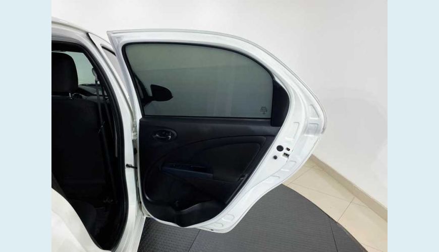 TOYOTA ETIOS SEDAN XLS 1.5 AUT. FLEX - BRANCO - 2017 Foto 9 (Grande)