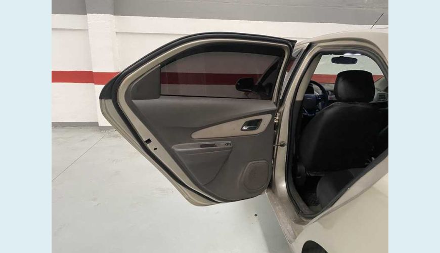 CHEVROLET COBALT LT 1.8 8V AUT. FLEX - BEGE - 2013 Foto 9 (Grande)