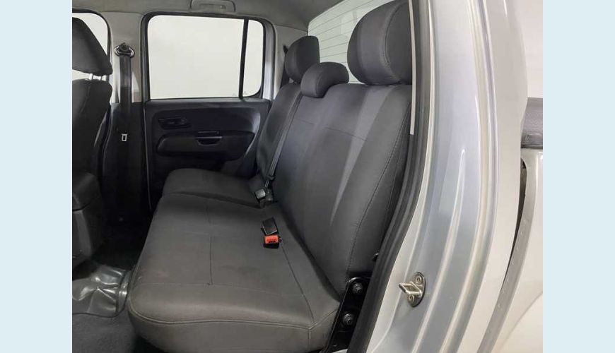 VOLKSWAGEN AMAROK 2.0 SE 4X4 TDI CD - PRATA - 2019 Foto 9 (Grande)