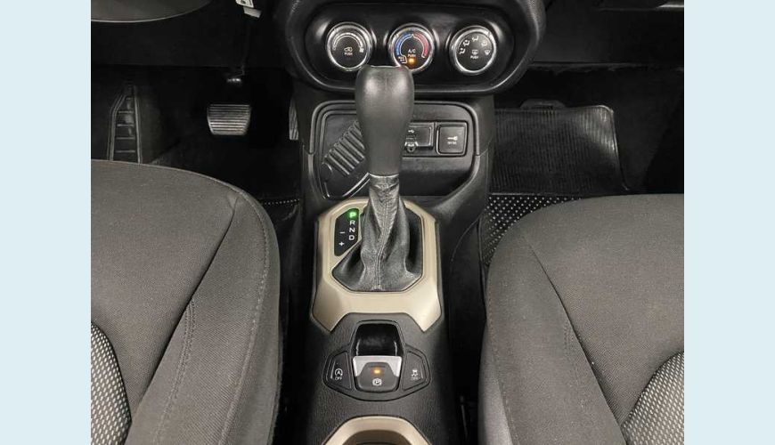 JEEP RENEGADE SPORT 1.8 4X2 AUT. FLEX - PRATA - 2017 Foto 9 (Grande)