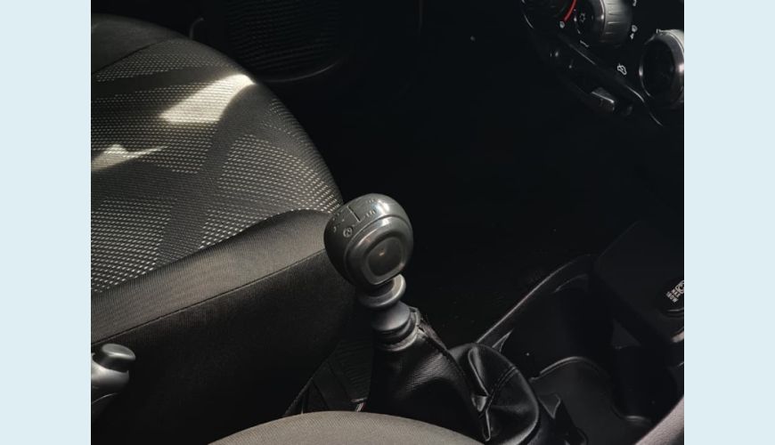 FIAT MOBI LIKE 1.0 FIRE FLEX 5P. - BRANCO - 2023 Foto 9 (Grande)