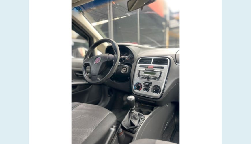 FIAT PUNTO - PRETO - 2012 Foto 9 (Grande)