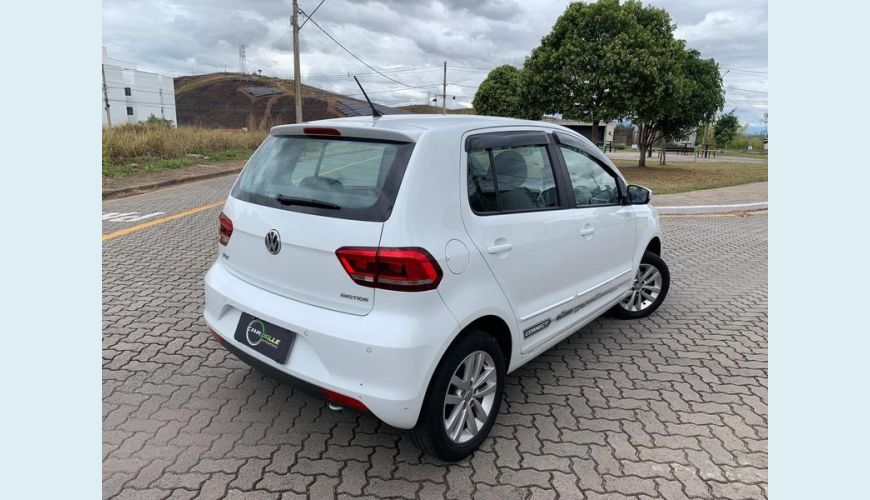 VOLKSWAGEN FOX CONNECT SB - BRANCO - 2019 Foto 9 (Grande)