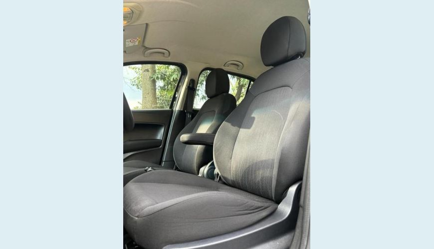 FIAT ARGO DRIVE 1.3 GSR - PRETO - 2018 Foto 9 (Grande)