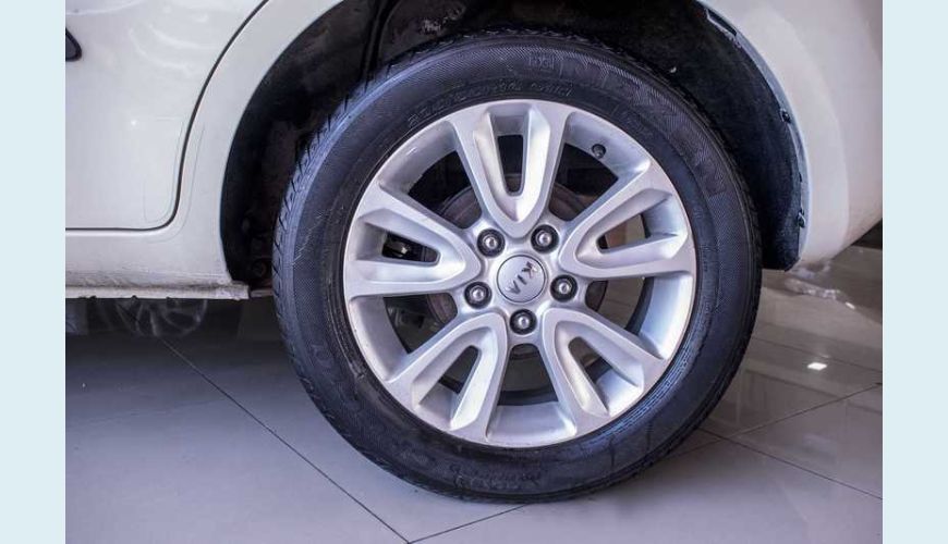 KIA SOUL EX 1.6 U.163 - BRANCO - 2012 Foto 9 (Grande)