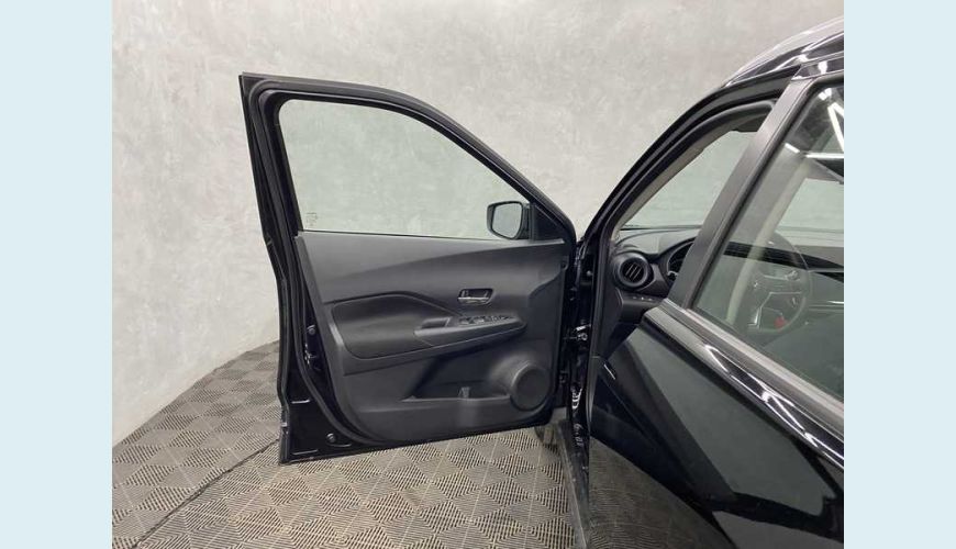 NISSAN KICKS SENSE 1.6 FLEX AUT. - PRETO - 2022 Foto 9 (Grande)