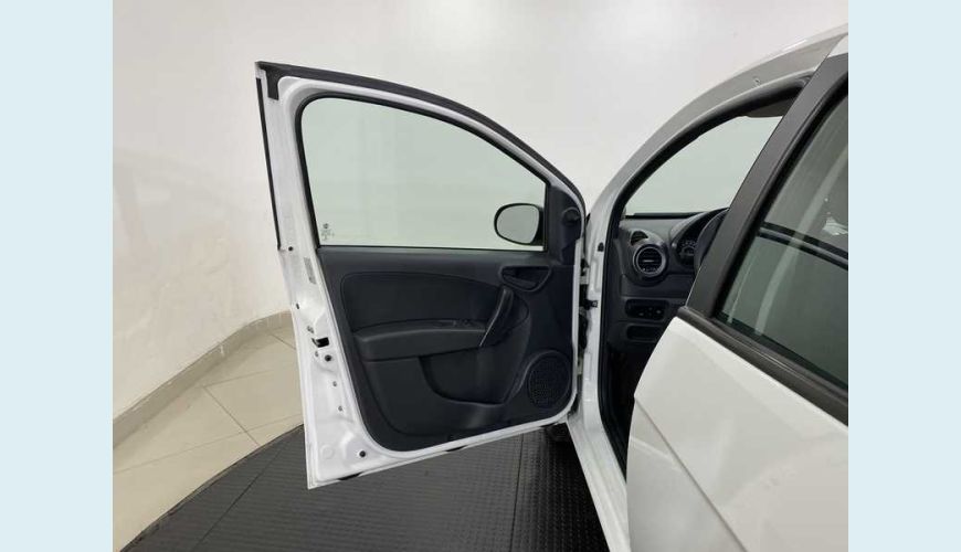 FIAT GRAND SIENA ATTRACTIVE 1.0 FLEX - BRANCO - 2021 Foto 9 (Grande)