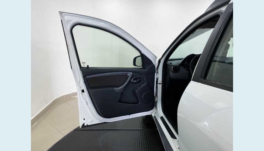 RENAULT DUSTER 2.0 16V DYNAMIQUE FLEXAUT. - BRANCO - 2014 Foto 9 (Grande)