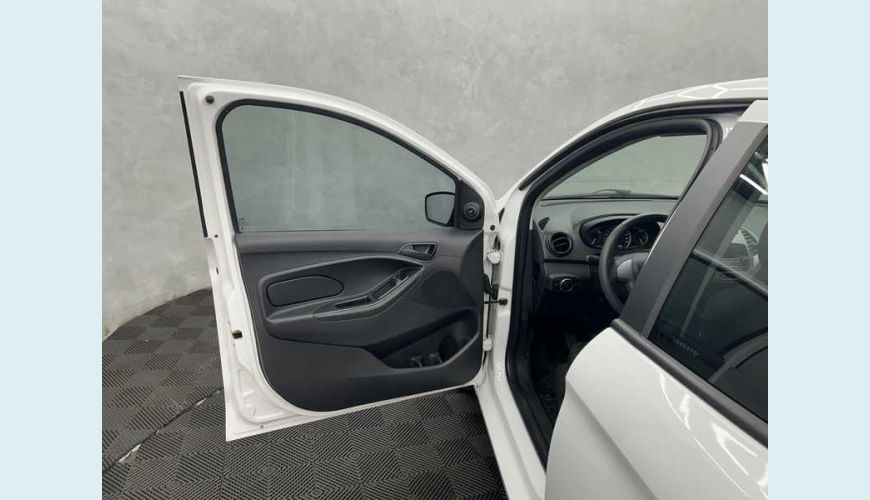 FORD KA SEDAN SE 1.5 12V FLEX - BRANCO - 2020 Foto 9 (Grande)