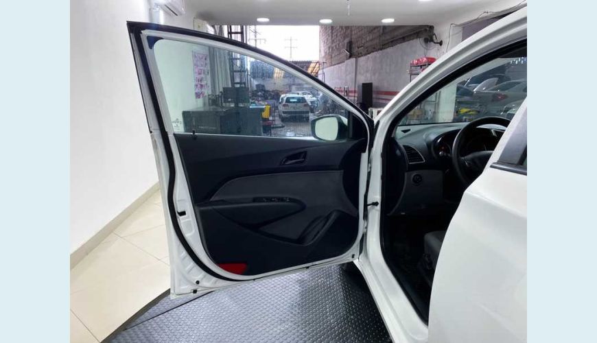 HYUNDAI HB 20S 1.0 UNIQUE FLEX - BRANCO - 2019 Foto 9 (Grande)