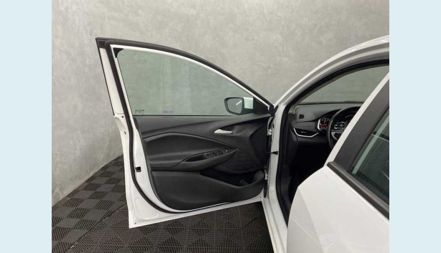 CHEVROLET ONIX PLUS 1.0 LTZ TURBO FLEX AUT. - BRANCO - 2022 Foto 9 (Grande)