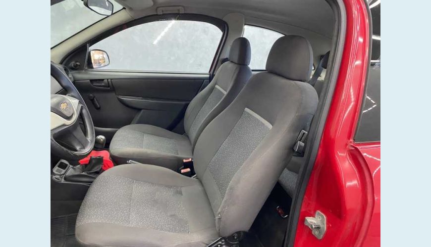 CHEVROLET CELTA LS 1.0 FLEX 4P - VERMELHO - 2014 Foto 9 (Grande)