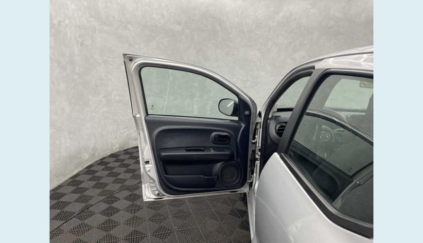 FIAT MOBI LIKE 1.0 - PRATA - 2020 Foto 9 (Grande)