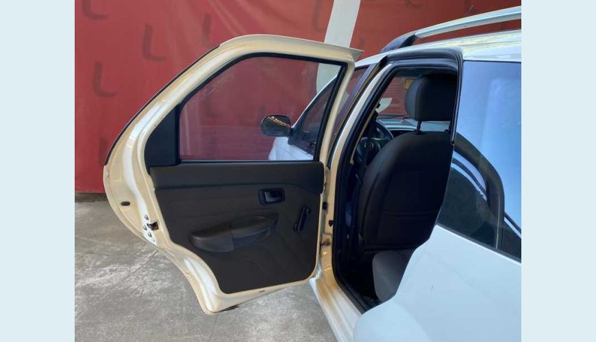FIAT PALIO WEEKEND ATTRACTIVE 1.4 FIRE FLEX - BRANCO - 2020 Foto 9 (Grande)