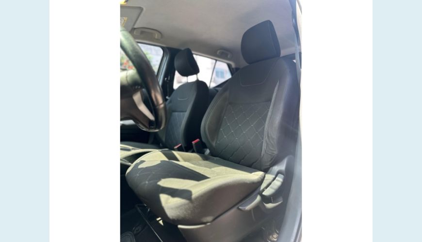 NISSAN KICKS - CINZA - 2018 Foto 9 (Grande)