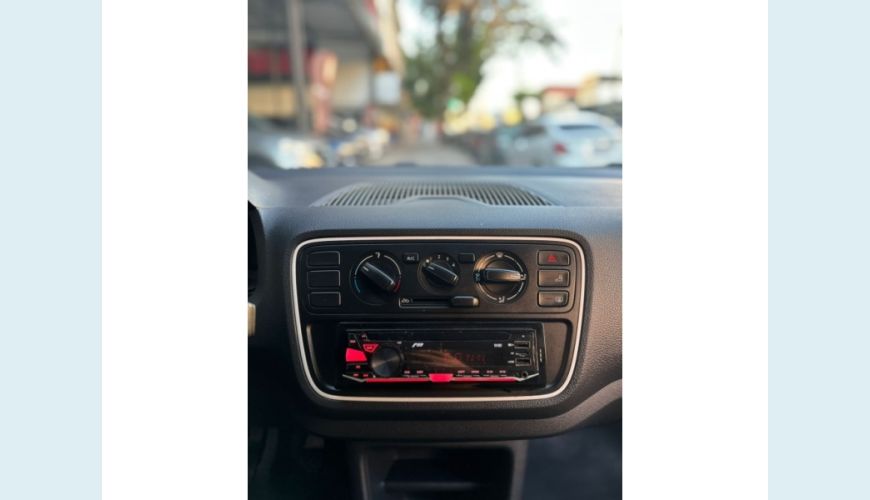 VOLKSWAGEN UP - VERMELHO - 2017 Foto 9 (Grande)