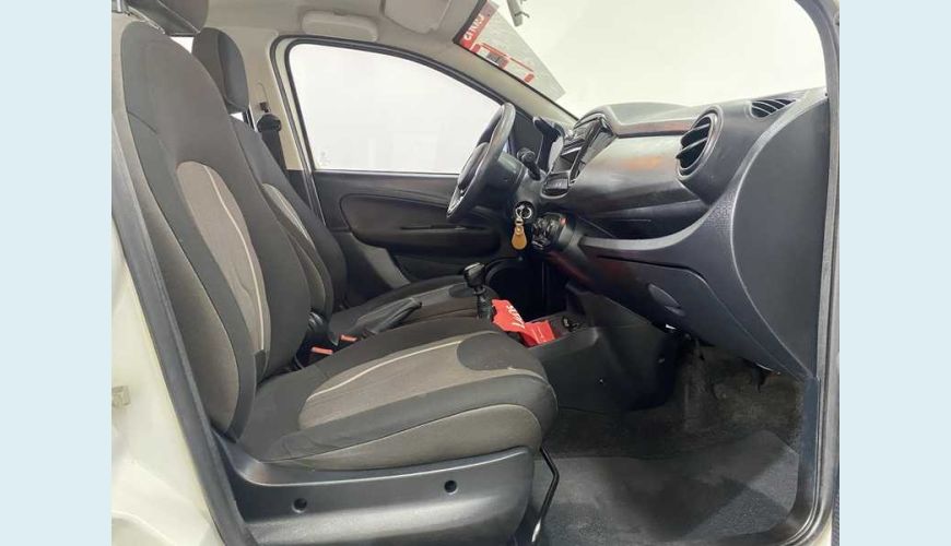 FIAT UNO WAY 1.3 FIREFLY FLEX - BRANCO - 2019 Foto 9 (Grande)