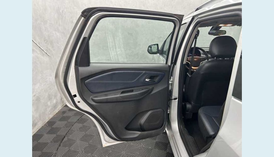 CHEVROLET SPIN PREMIER 1.8 (AUT.) - PRATA - 2023 Foto 9 (Grande)