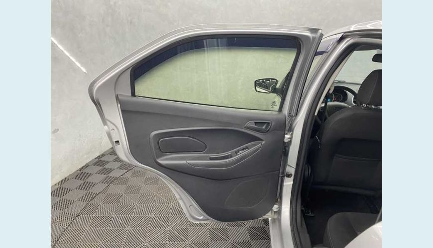 FORD KA SE PLUS 1.0 FLEX - PRATA - 2015 Foto 9 (Grande)