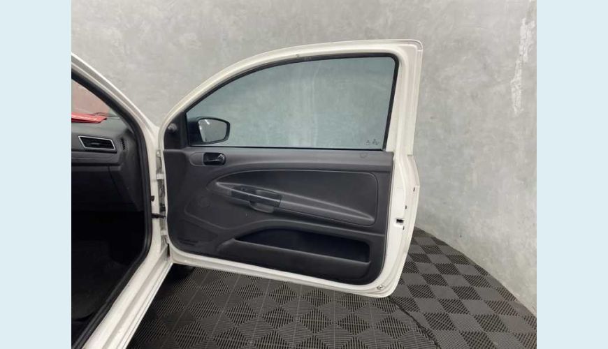VOLKSWAGEN SAVEIRO ROBUST 1.6 MSI CS FLEX - BRANCO - 2021 Foto 9 (Grande)
