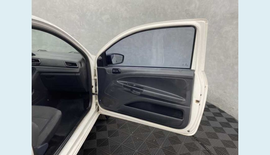 VOLKSWAGEN SAVEIRO ROBUST 1.6 MSI CS FLEX - BRANCO - 2020 Foto 9 (Grande)