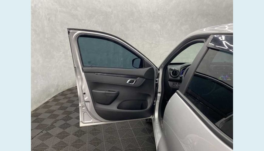 RENAULT KWID INTENSE 1.0 12V SCE FLEX - PRATA - 2023 Foto 9 (Grande)